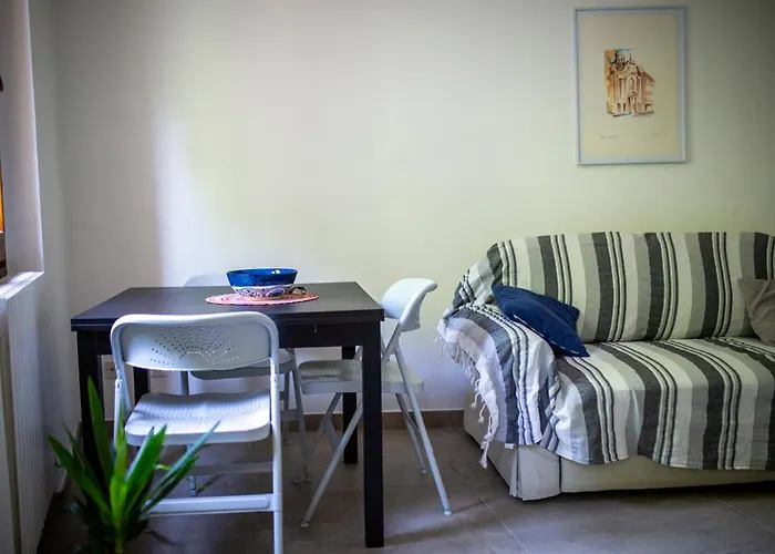 Fontanelli Apartment *